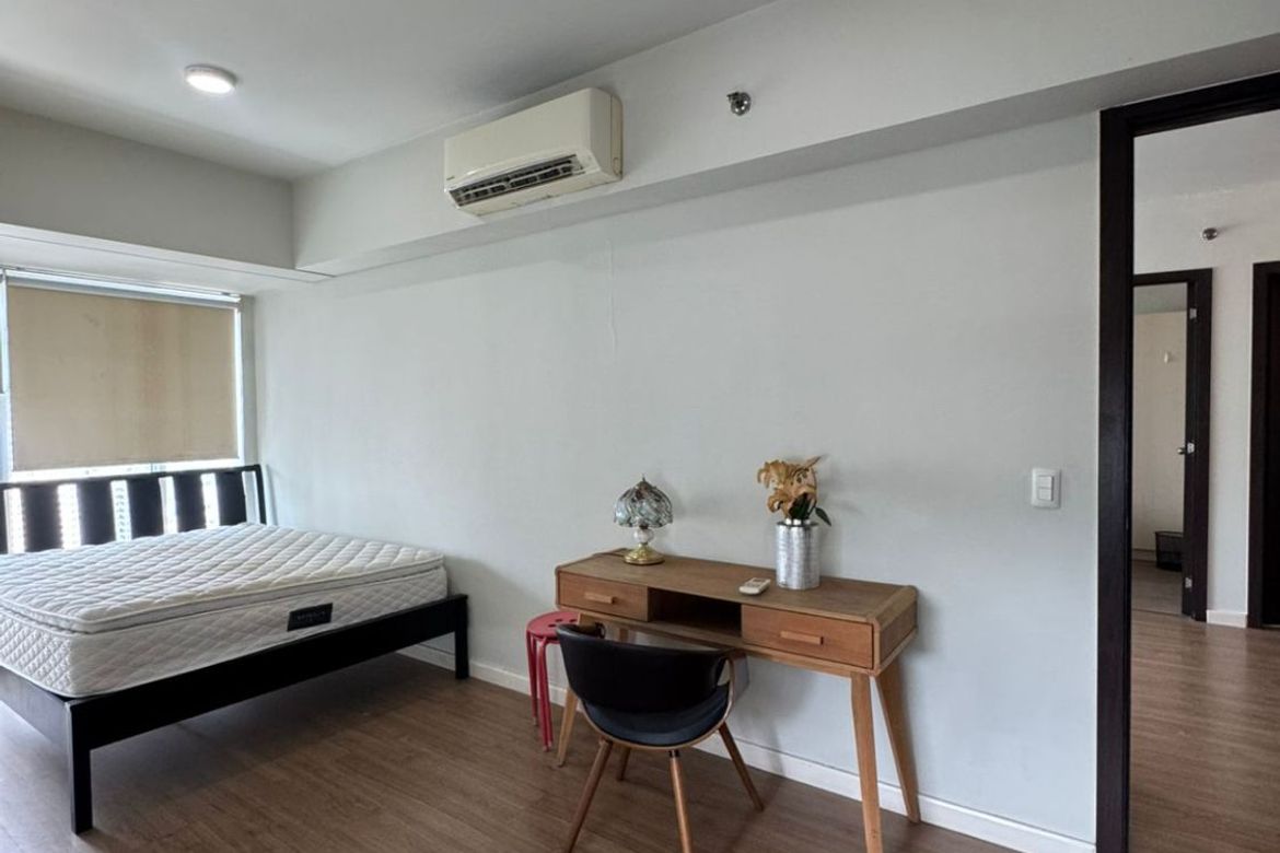 2 Bedroom Condo for Sale in Kroma Tower, San Lorenzo, Makati City – photo 6