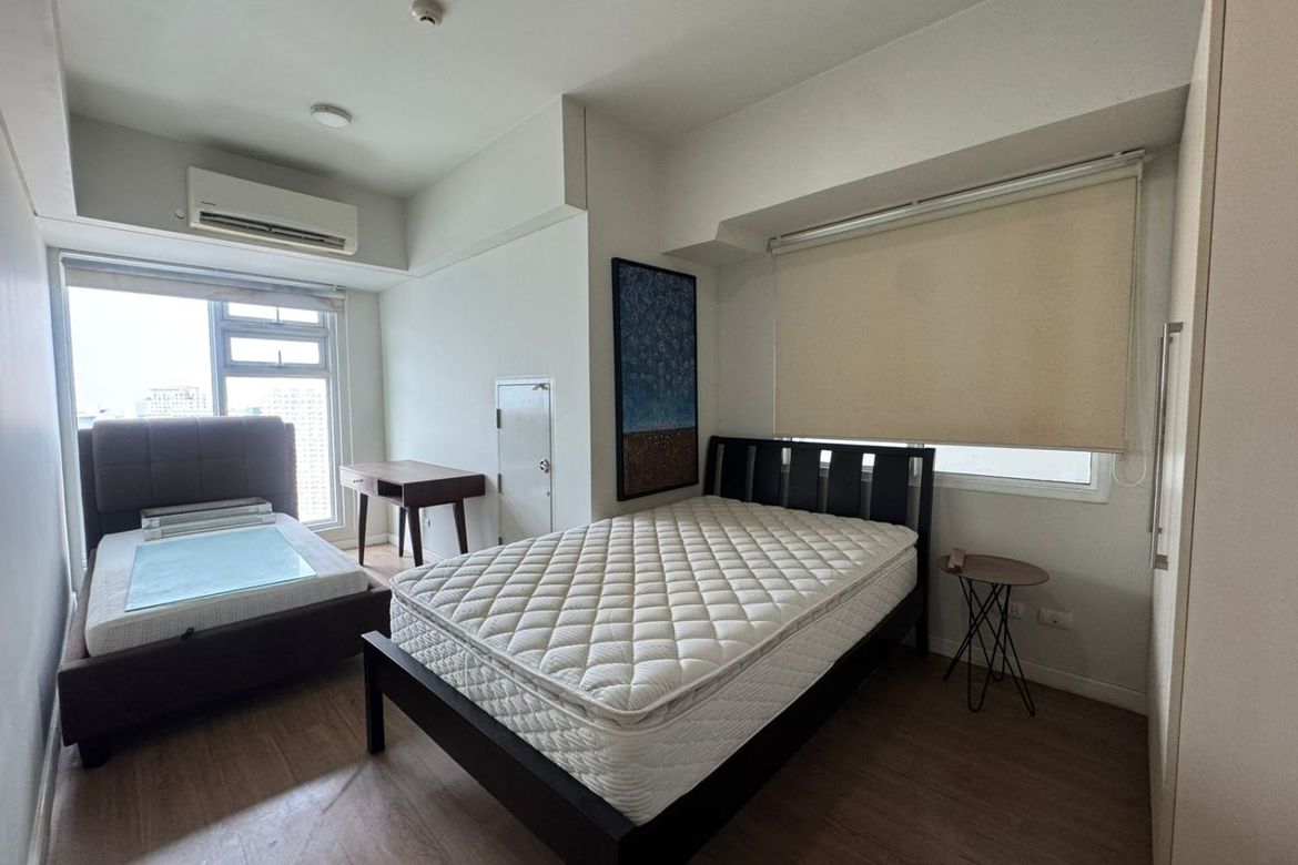 2 Bedroom Condo for Sale in Kroma Tower, San Lorenzo, Makati City – photo 8