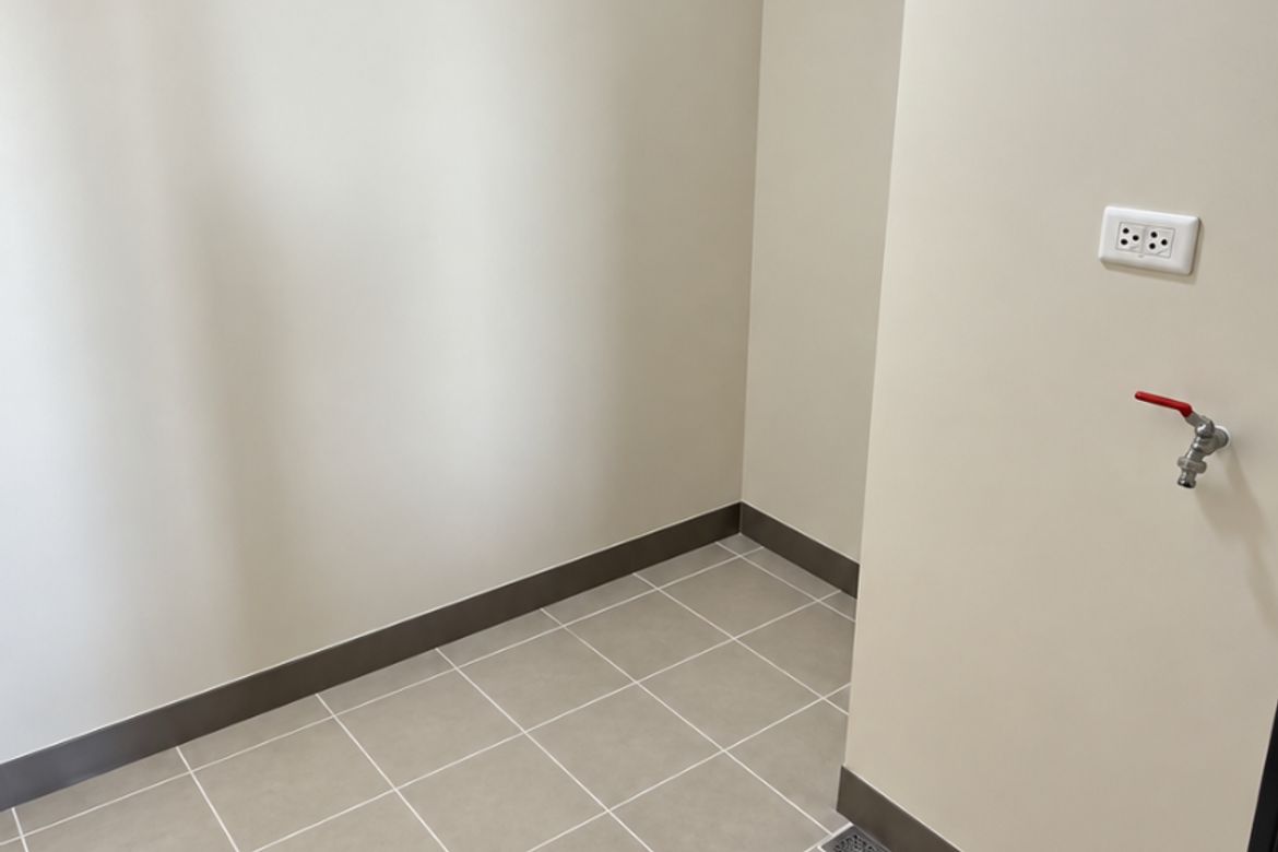 2 Bedroom Condo for Sale in Magallanes, Makati City near MRT-3 Magallanes – photo 3