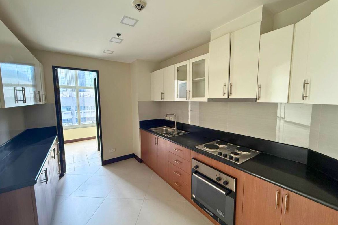 2 Bedroom Condo for Sale in One Central, Bel-Air, Makati City – photo 6