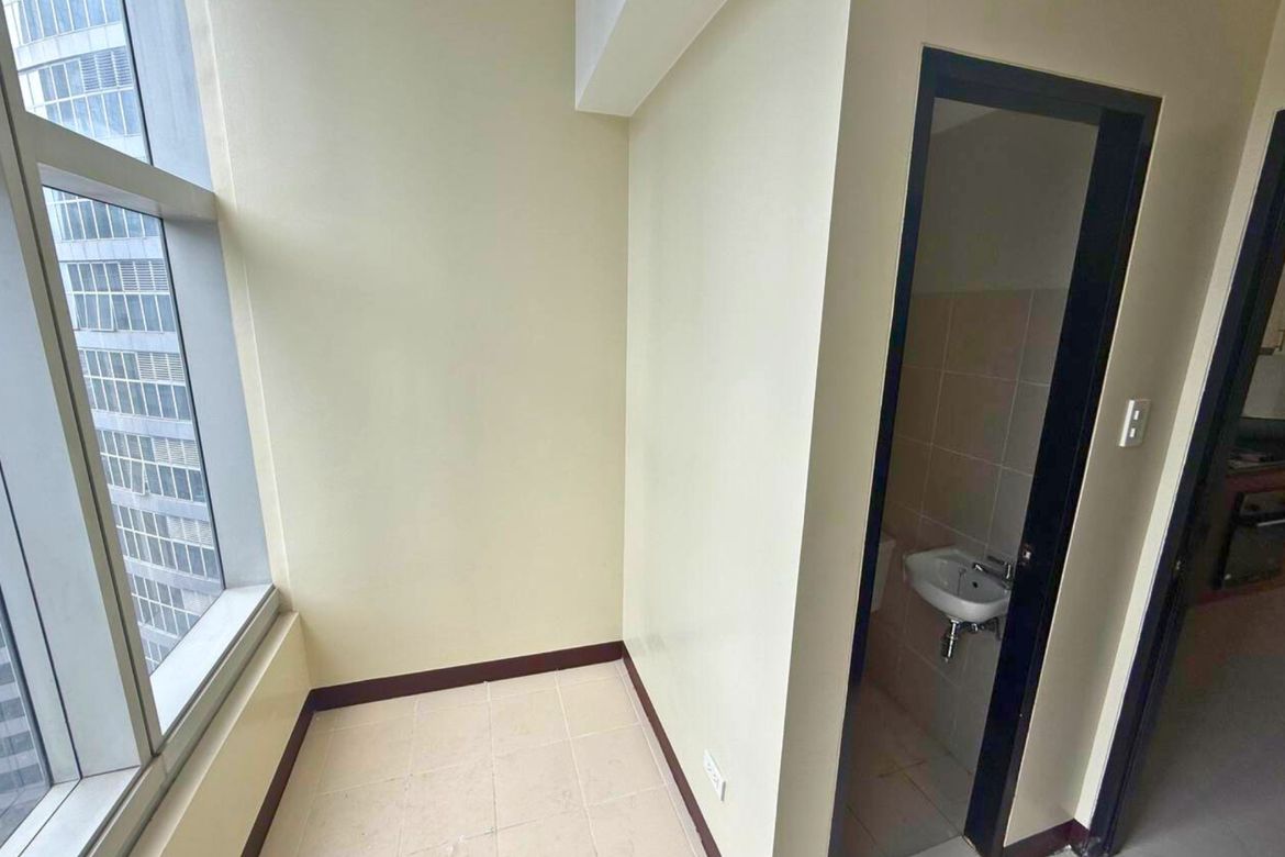 2 Bedroom Condo for Sale in One Central, Bel-Air, Makati City – photo 9