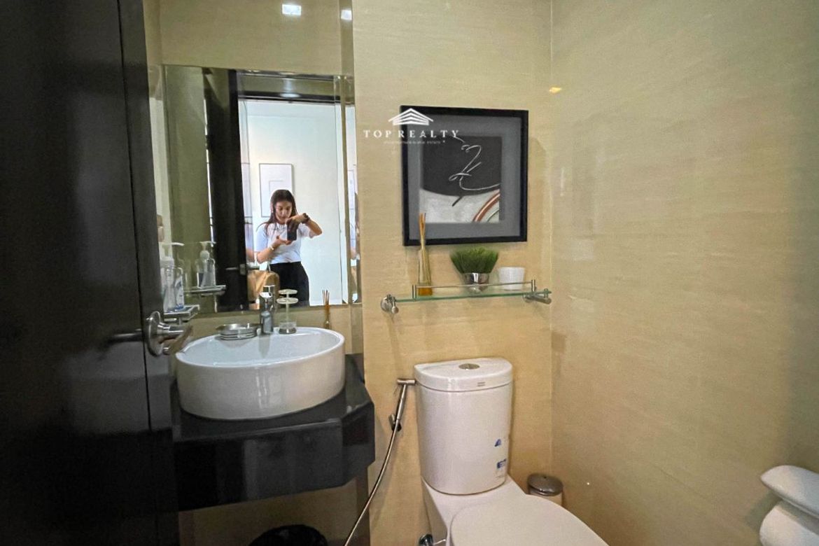 2 Bedroom Condo for Sale in One Central, Bel-Air, Makati City – photo 10