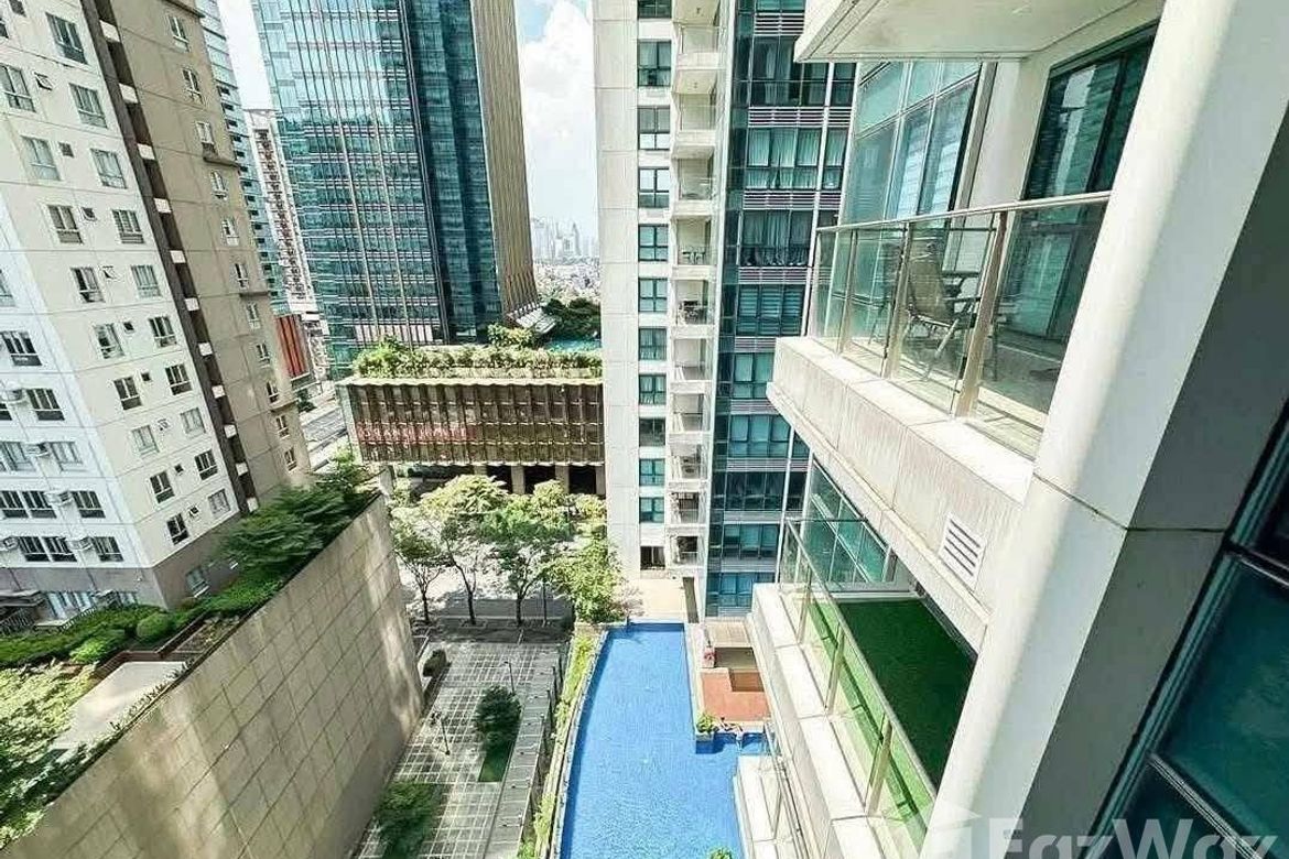 2 Bedroom Condo for Sale in One|NEO, BGC, Taguig – photo 4