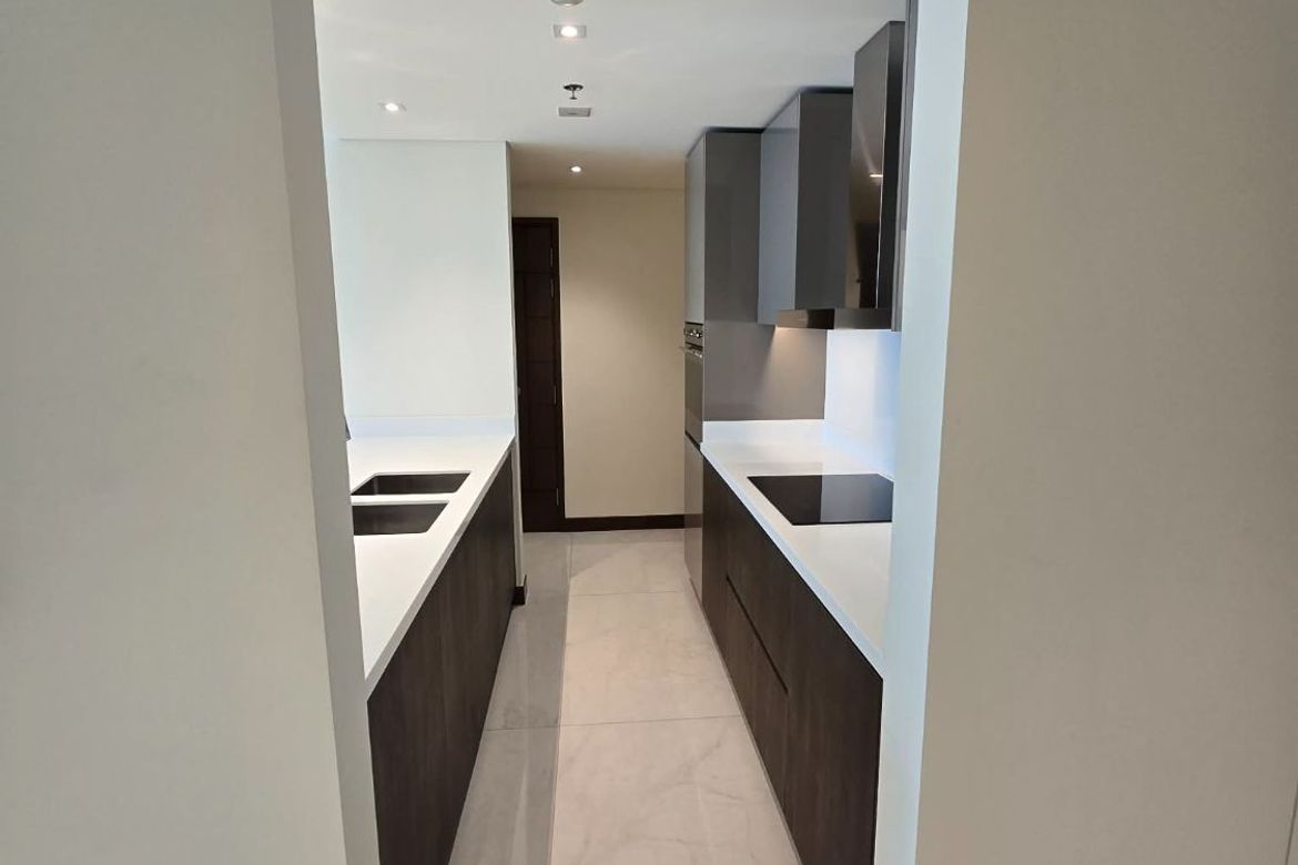 2 Bedroom Condo for Sale in Park Central Towers, Urdaneta, Makati City near MRT-3 Ayala – photo 4