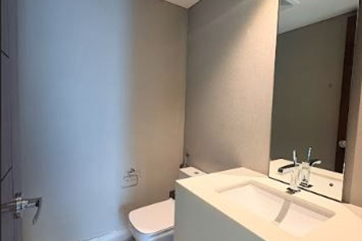 2 Bedroom Condo for Sale in Park Central Towers, Urdaneta, Makati City near MRT-3 Ayala – photo 5