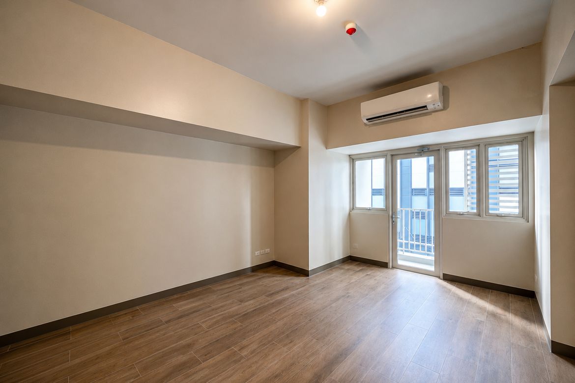2 Bedroom Condo for Sale in Park McKinley West, BGC, Taguig – photo 7