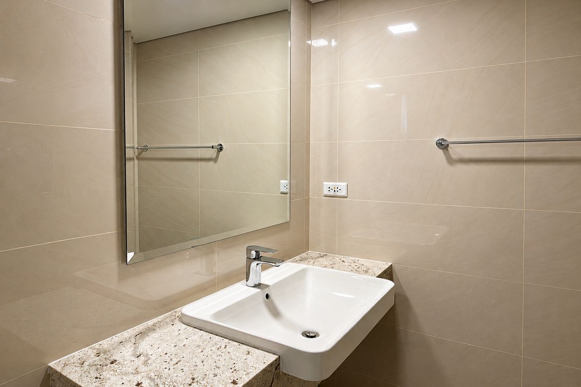 2 Bedroom Condo for Sale in Park McKinley West, BGC, Taguig – photo 10