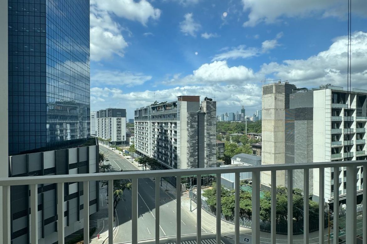 2 Bedroom Condo for Sale in Park McKinley West, BGC, Taguig – photo 2
