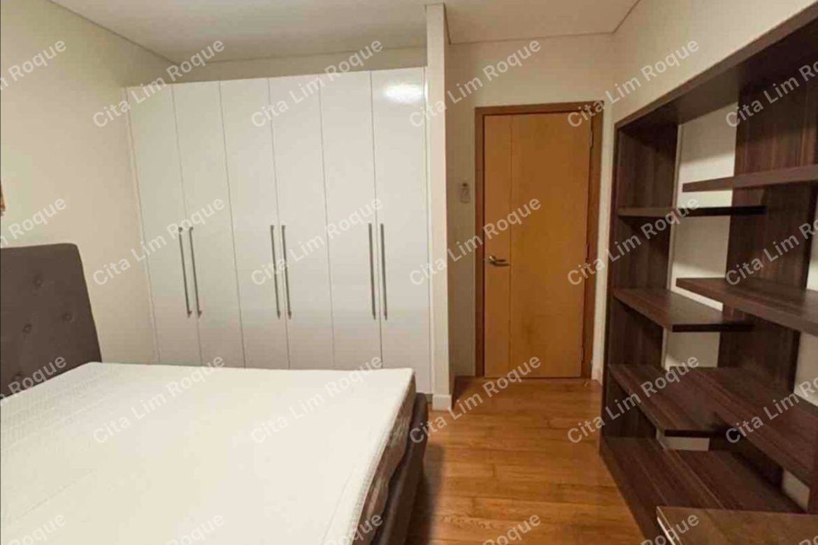 2 Bedroom Condo for Sale in Park Terraces, San Lorenzo, Makati City near MRT-3 Ayala – photo 13