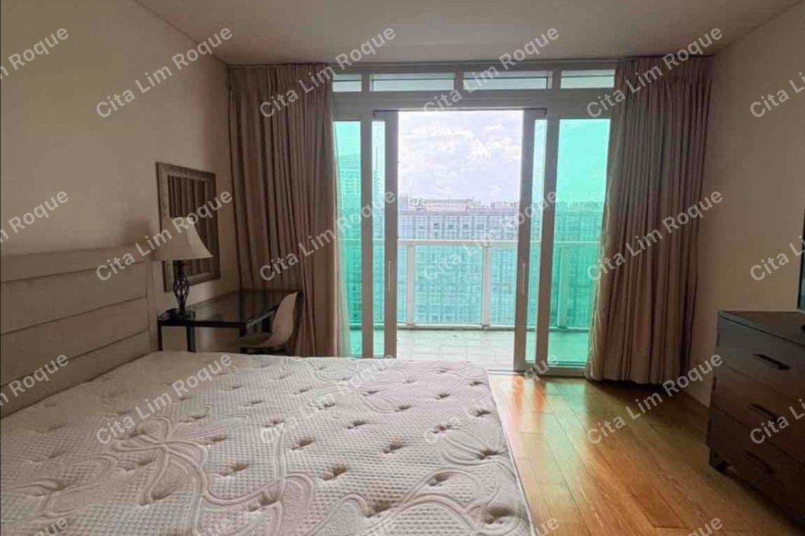 2 Bedroom Condo for Sale in Park Terraces, San Lorenzo, Makati City near MRT-3 Ayala – photo 16