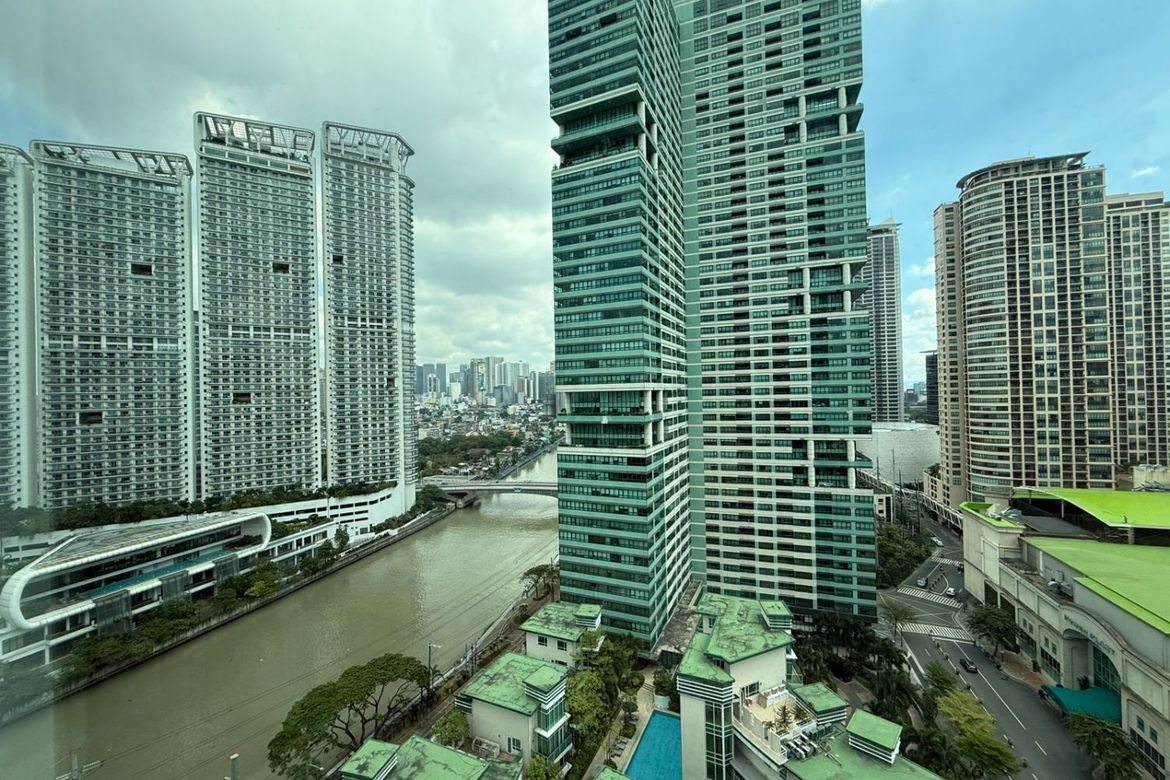 2 Bedroom Condo for Sale in Rockwell, Makati City – photo 9