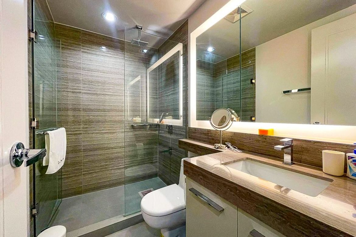 2 Bedroom Condo for Sale in Rockwell, Makati City near MRT-3 Buendia – photo 10
