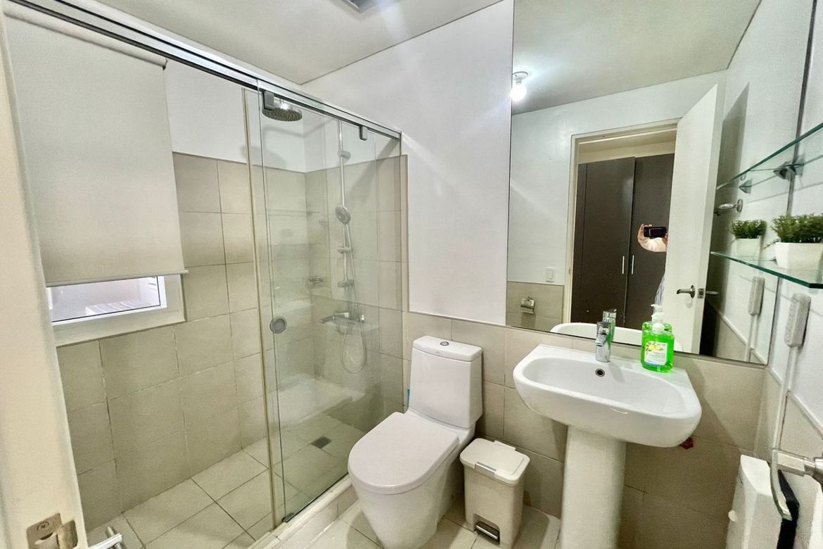 2 Bedroom Condo for Sale in San Lorenzo, Makati City – photo 8