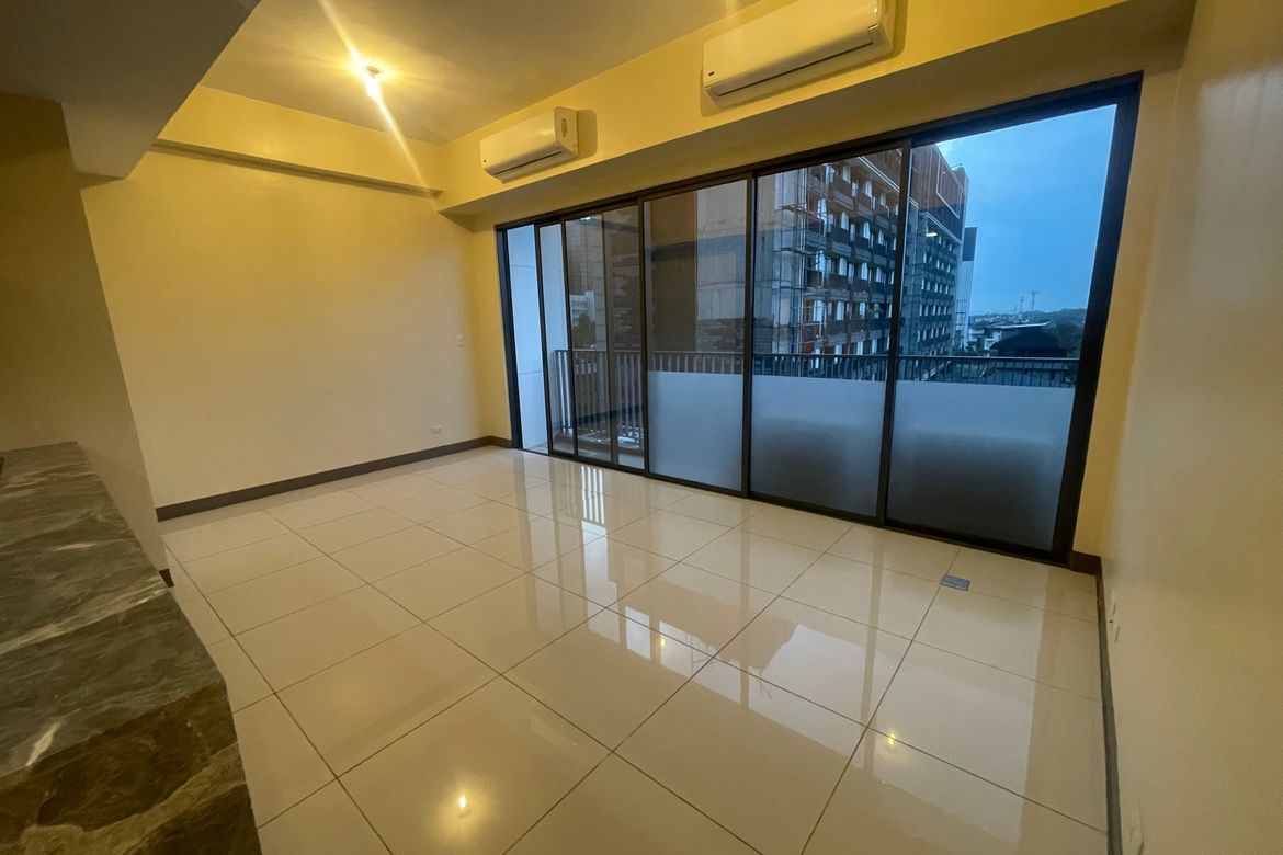 2 Bedroom Condo for Sale in St. Moritz Private Estate, BGC, Taguig – photo 3