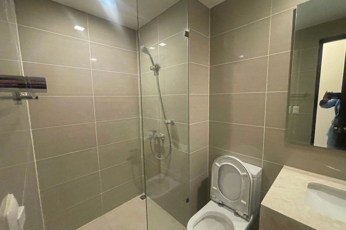 2 Bedroom Condo for Sale in St. Moritz Private Estate, BGC, Taguig – photo 9