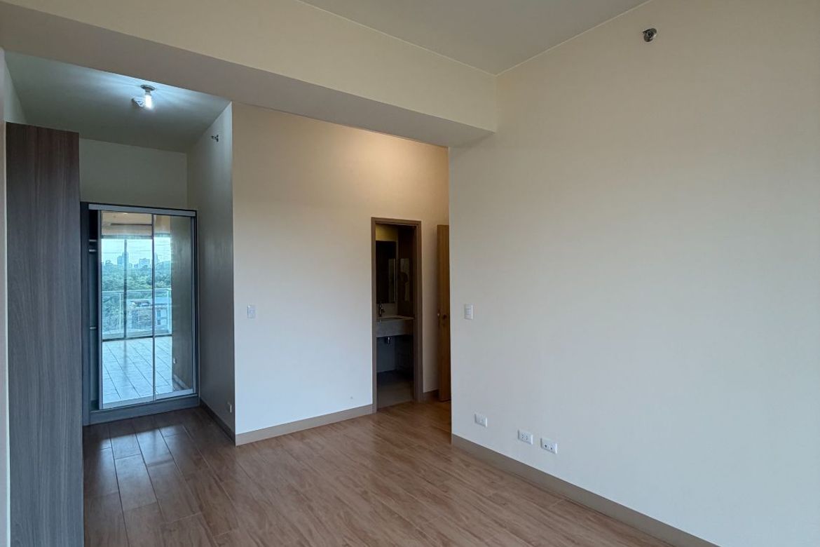 2 Bedroom Condo for Sale in The Albany, BGC, Taguig – photo 14