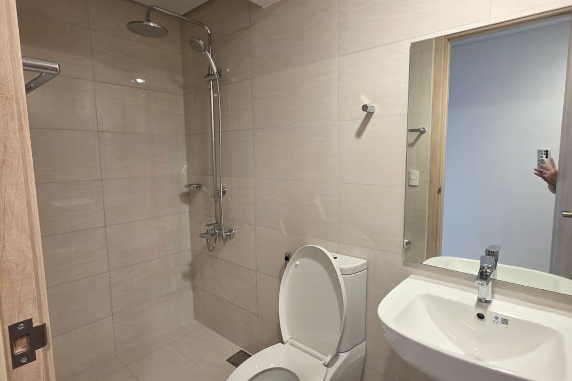 2 Bedroom Condo for Sale in The Gentry Residences, Bel-Air, Makati City – photo 4