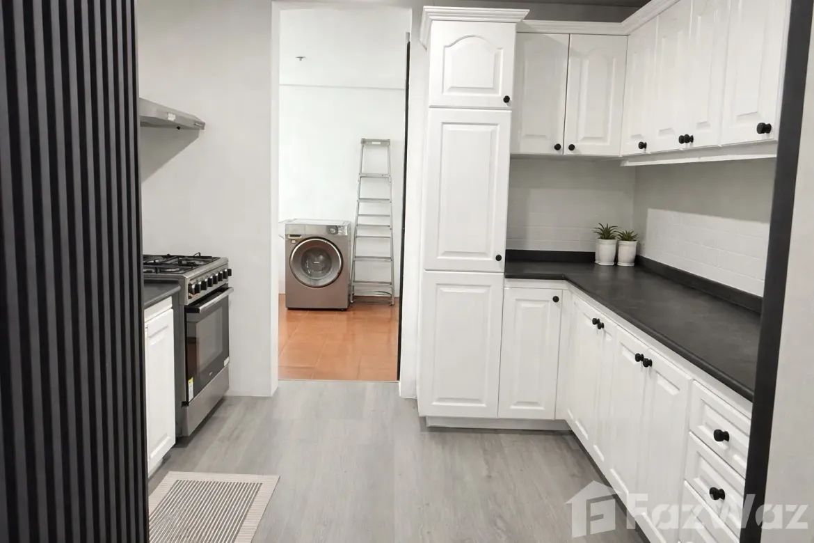 2 Bedroom Condo for Sale in The Peak Tower, Bel-Air, Makati City – photo 5