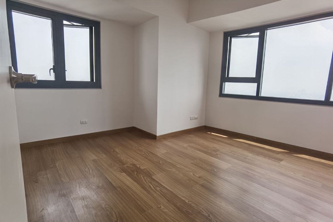 2 Bedroom Condo for Sale in The Rise Makati By Shangrila, San Antonio, Makati City – photo 3