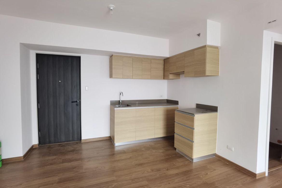 2 Bedroom Condo for Sale in The Rise Makati By Shangrila, San Antonio, Makati City – photo 8