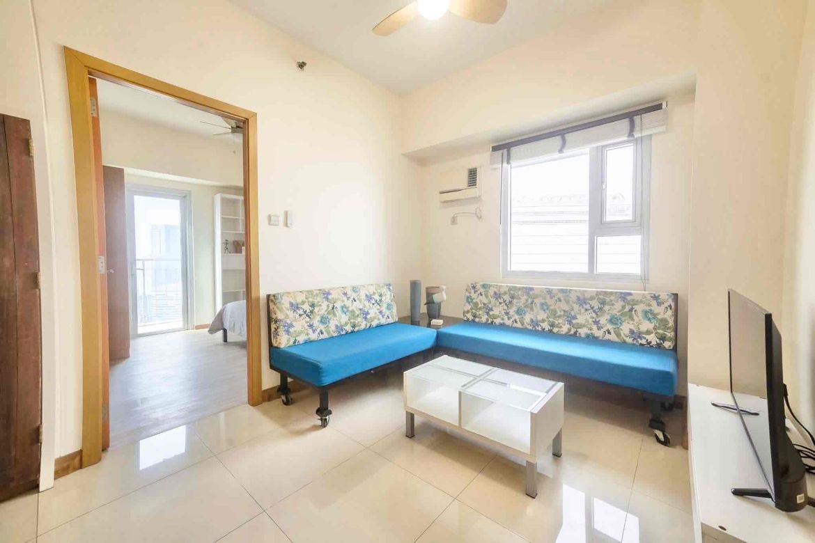 2 Bedroom Condo for Sale in The Trion Towers I, BGC, Taguig – photo 8
