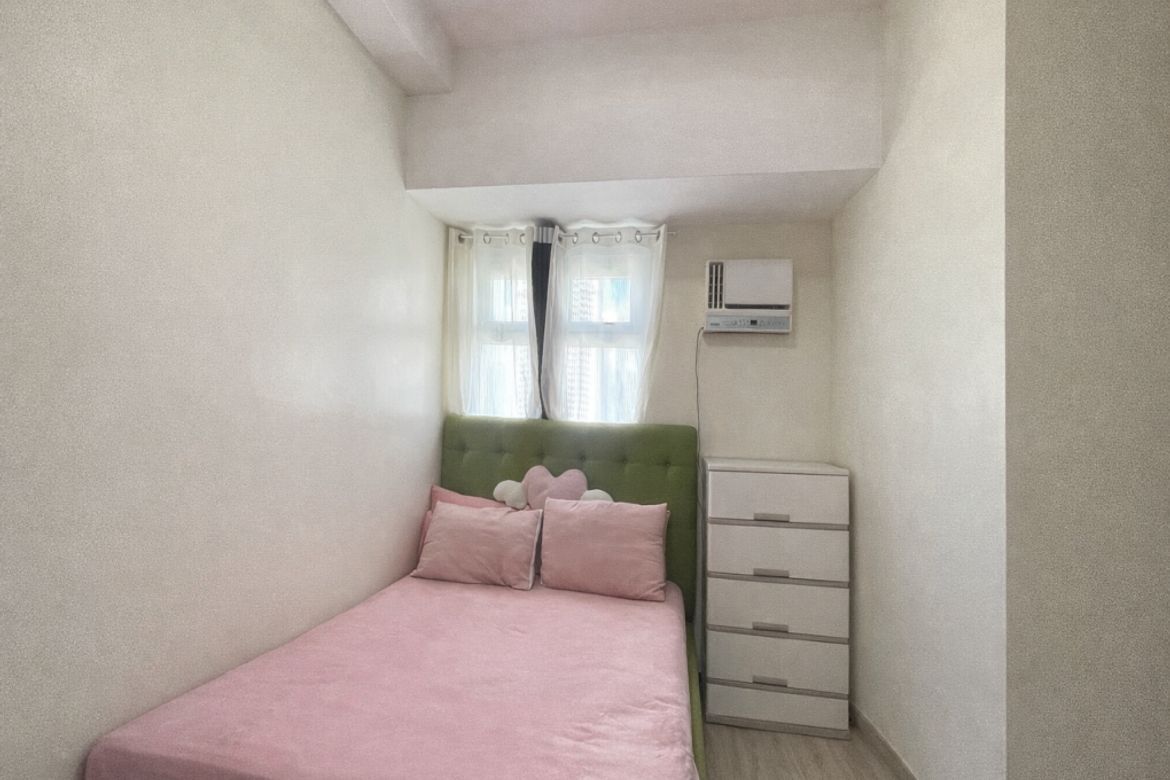 2 Bedroom Condo for Sale in The Trion Towers III, BGC, Taguig – photo 3
