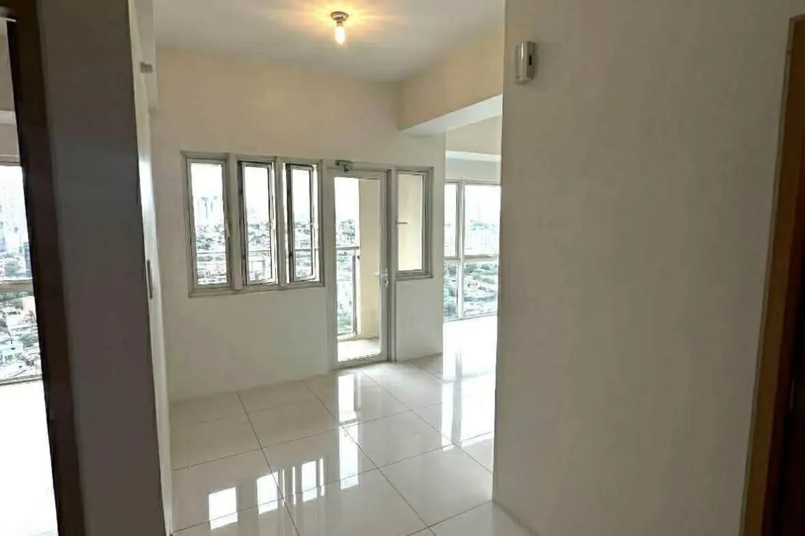 2 Bedroom Condo for Sale in Times Square West, BGC, Taguig – photo 7