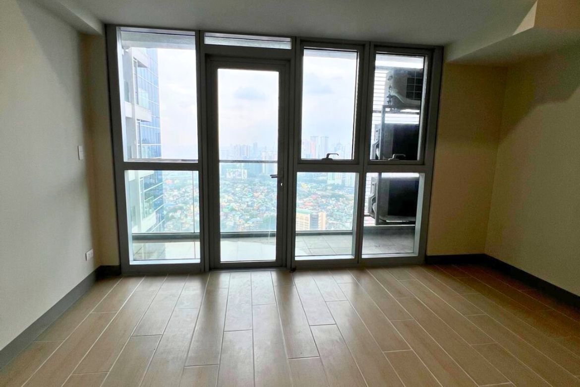 2 Bedroom Condo for Sale in Uptown Parksuites, BGC, Taguig – photo 8