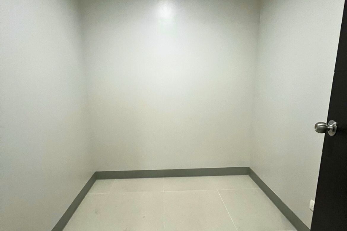 2 Bedroom Condo for Sale in Uptown Parksuites, BGC, Taguig – photo 15