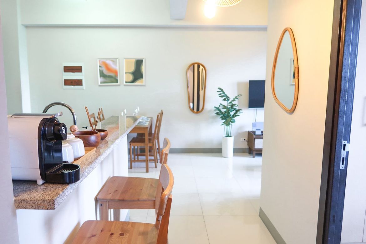 2 Bedroom Condo for Sale in Uptown Parksuites, BGC, Taguig