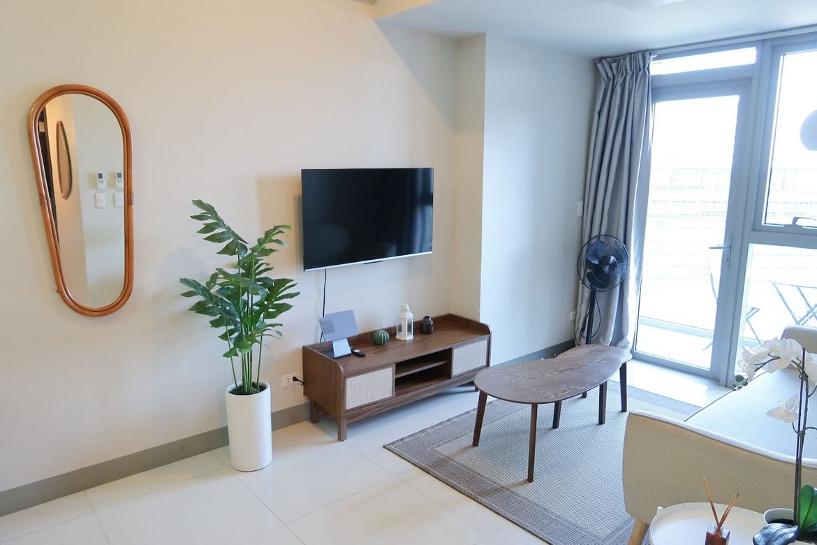 2 Bedroom Condo for Sale in Uptown Parksuites, BGC, Taguig – photo 8