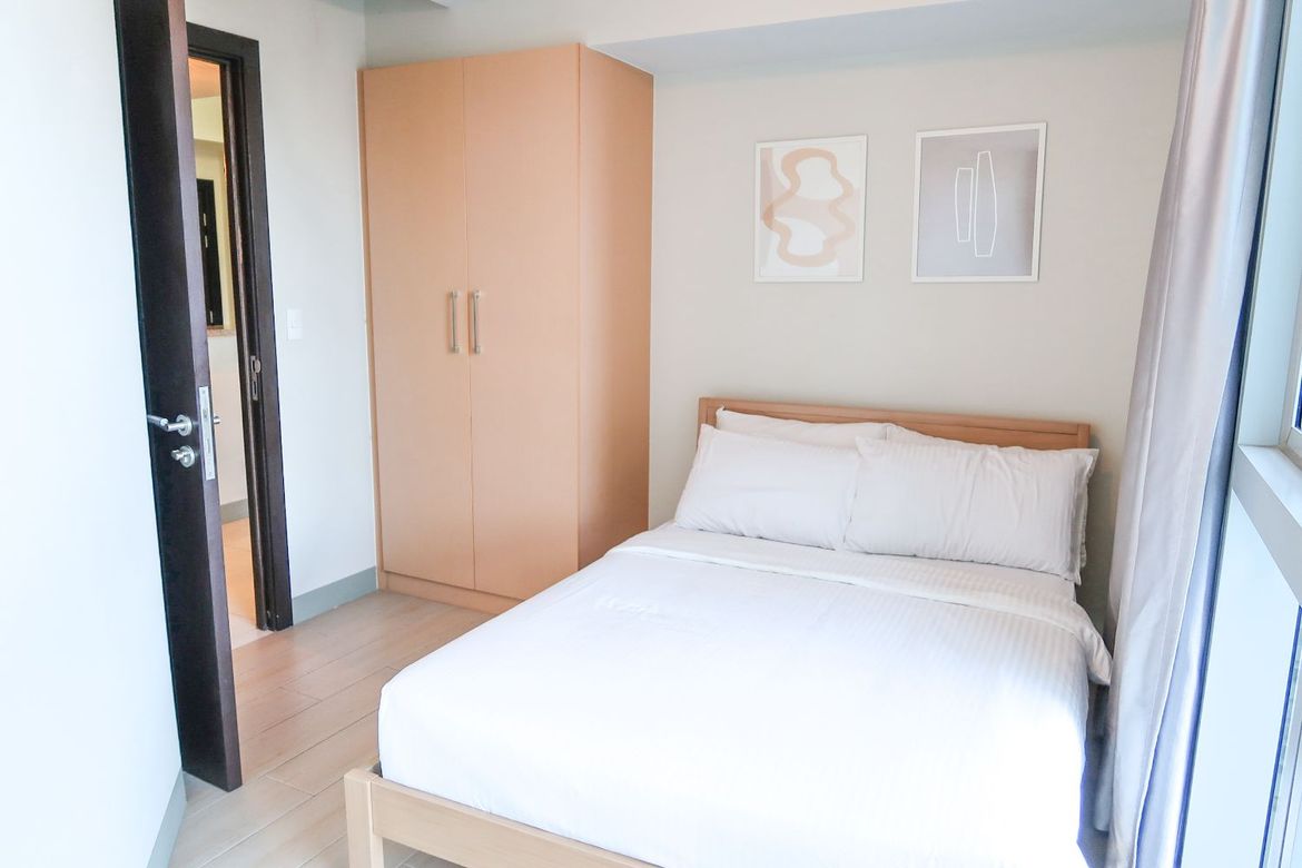 2 Bedroom Condo for Sale in Uptown Parksuites, BGC, Taguig – photo 5