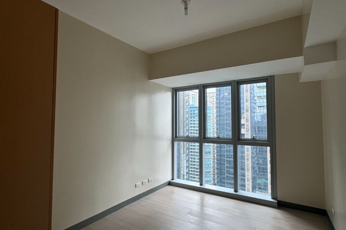 2 Bedroom Condo for Sale in Uptown Parksuites, BGC, Taguig – photo 11