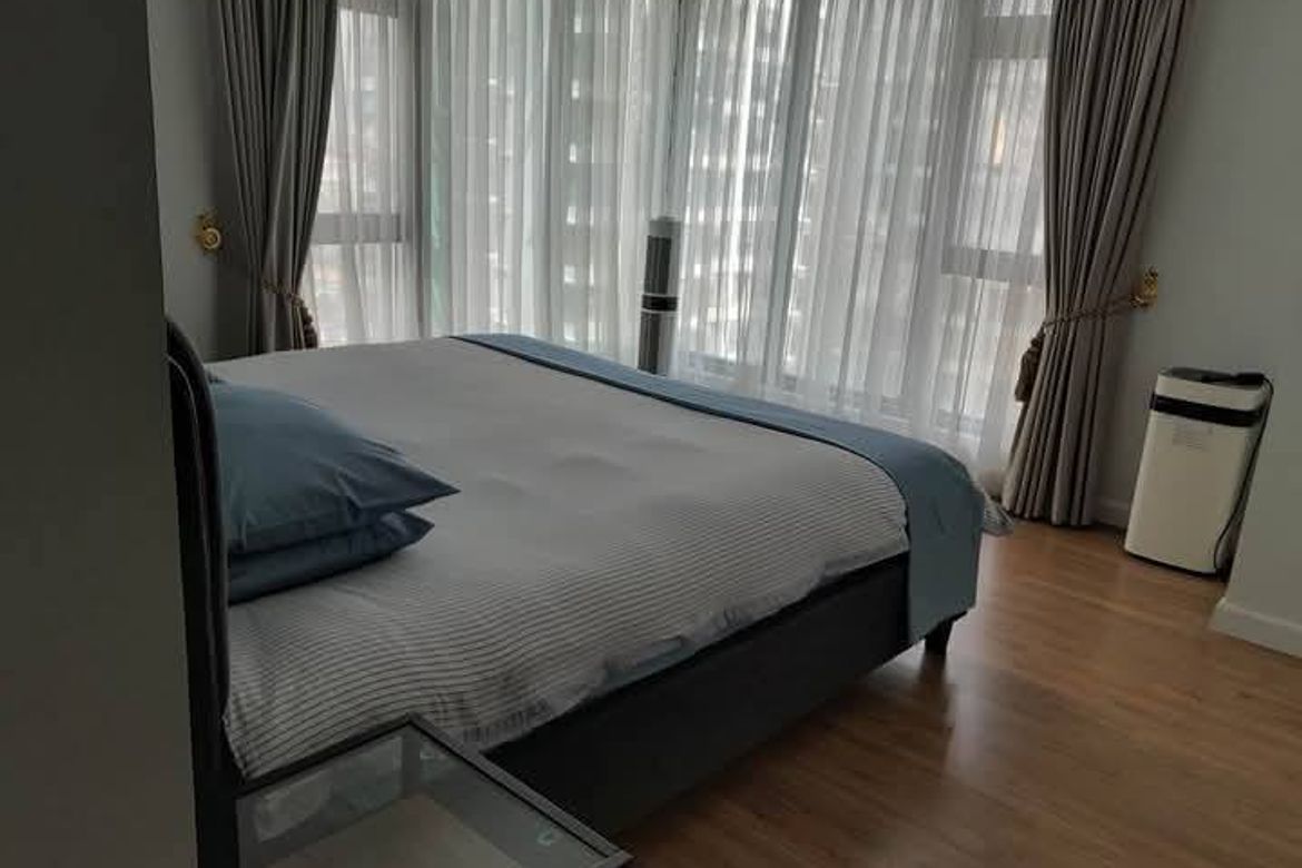 2 Bedroom Condo for Sale in Urdaneta, Makati City near MRT-3 Buendia – photo 3
