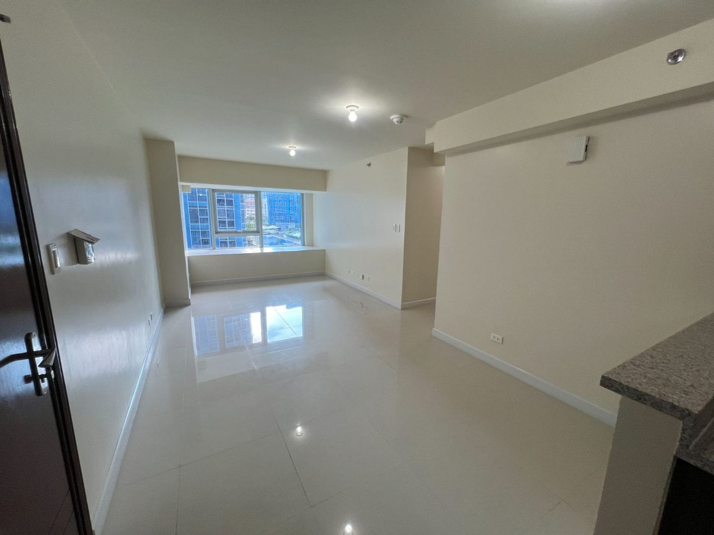 2-Bedroom Condo Unit with Parking for Sale at Six Senses Residences, Pasay, Metro Manila – photo 7