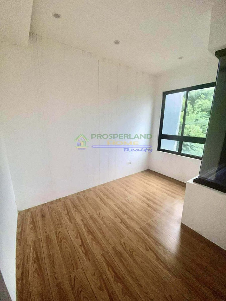 2-Bedroom House and Lot with Roof Deck for Sale in Guitnang Bayan I, San Mateo, Rizal – photo 6