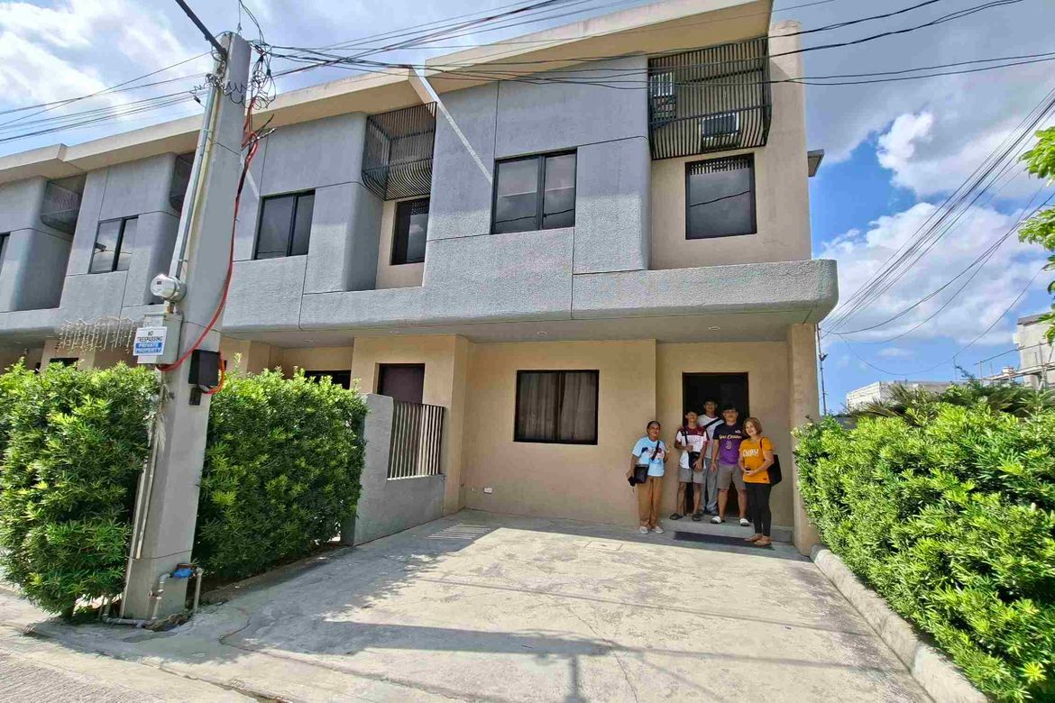 2 Bedroom Townhouse for Sale in Guitnang Bayan I, San Mateo, Rizal – photo 6