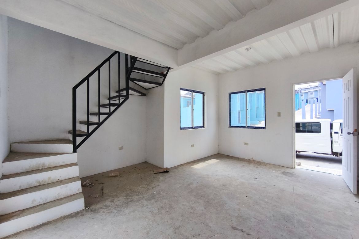 2 Bedroom Townhouse for Sale in Poblacion, Teresa, Rizal – photo 5