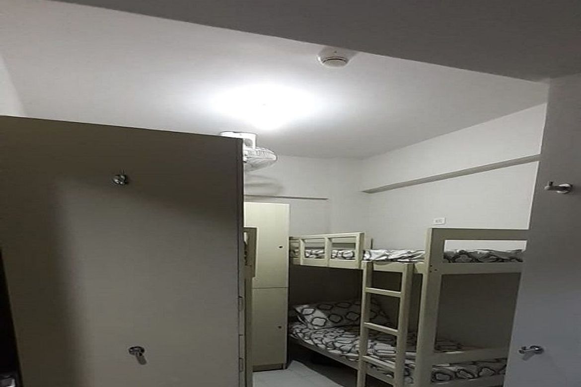 22 Bedroom Apartment for Sale in Pitogo, Makati City near MRT-3 Buendia – photo 4