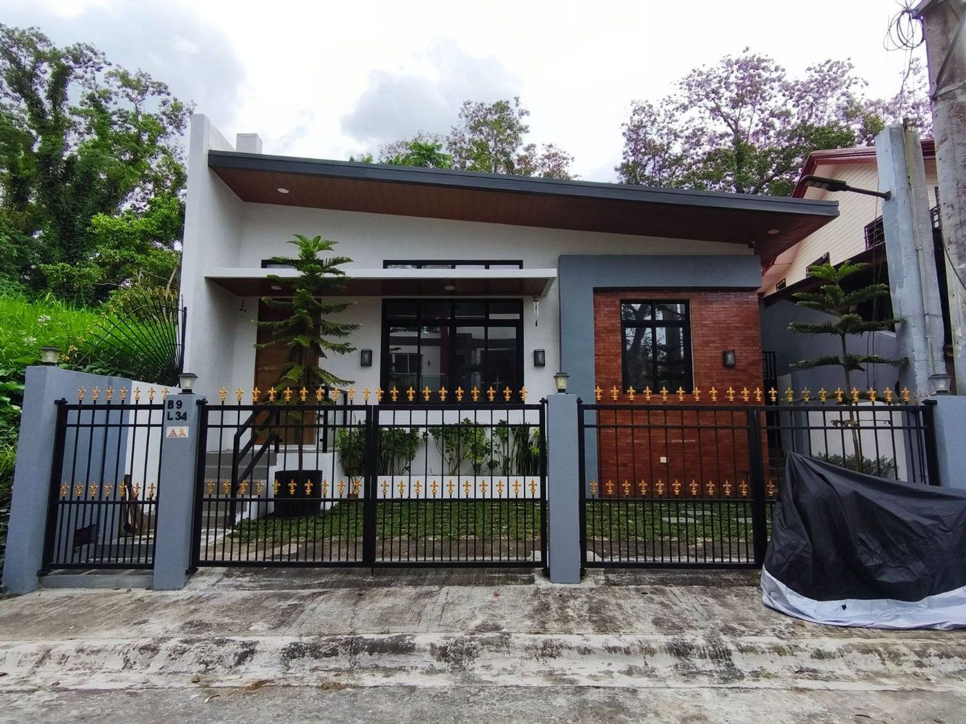 Semi-Furnished 3-Bedroom Bungalow with Garden for Sale in Garden Hills, Alfonso, Cavite