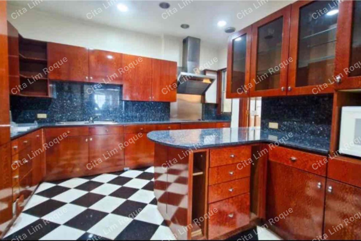 3 Bedroom Condo for Sale in ALPHA SALCEDO, Bel-Air, Makati City