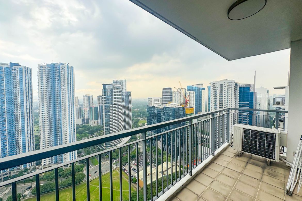 3 Bedroom Condo for Sale in BGC, Taguig – photo 11