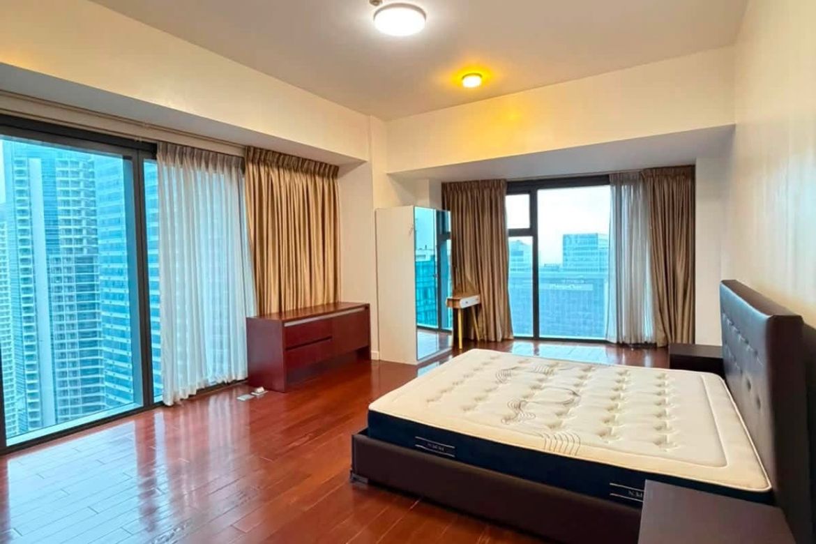 3 Bedroom Condo for Sale in BGC, Taguig – photo 8