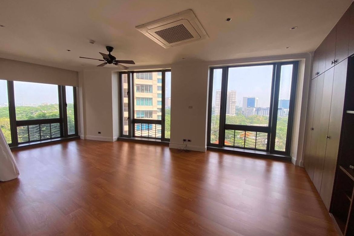 3 Bedroom Condo for Sale in BGC, Taguig