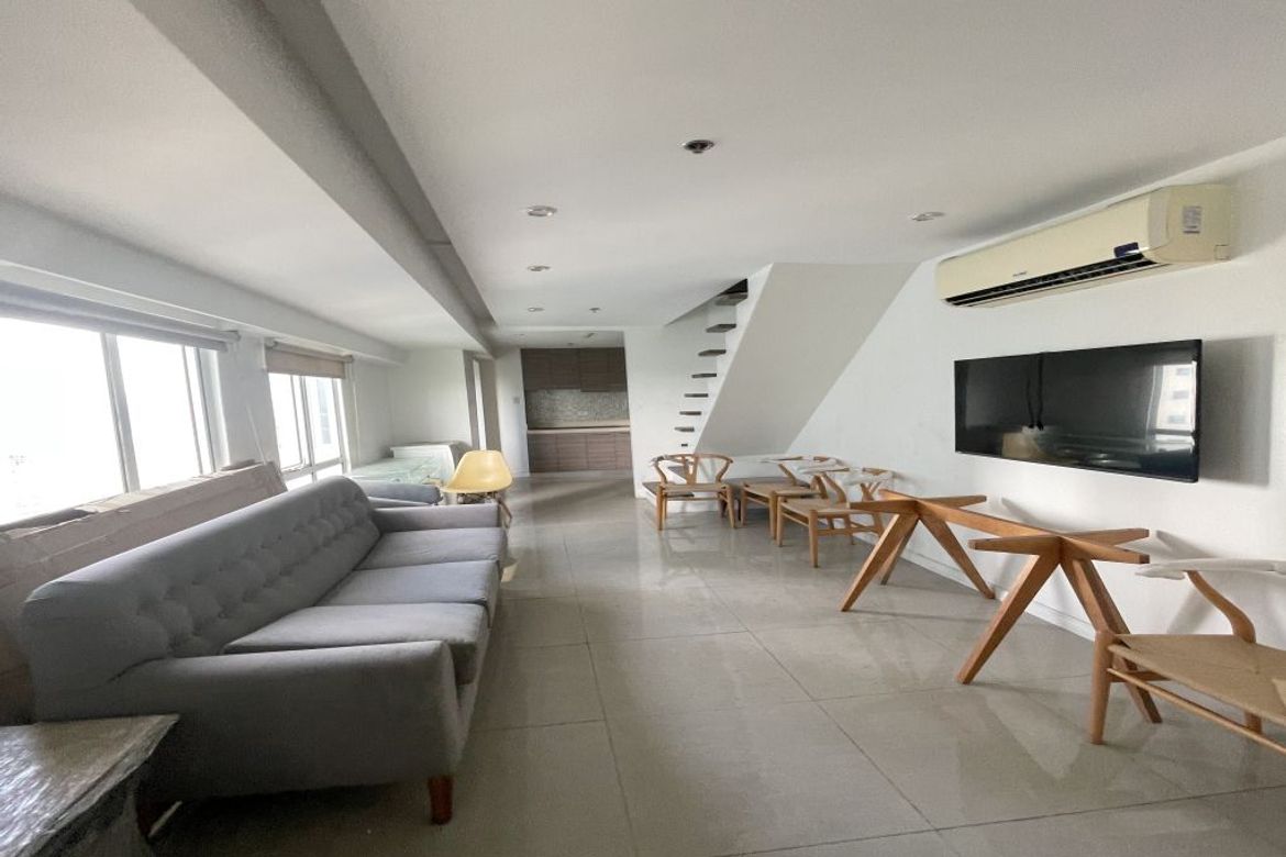 3 Bedroom Condo for Sale in Fort Victoria, BGC, Taguig