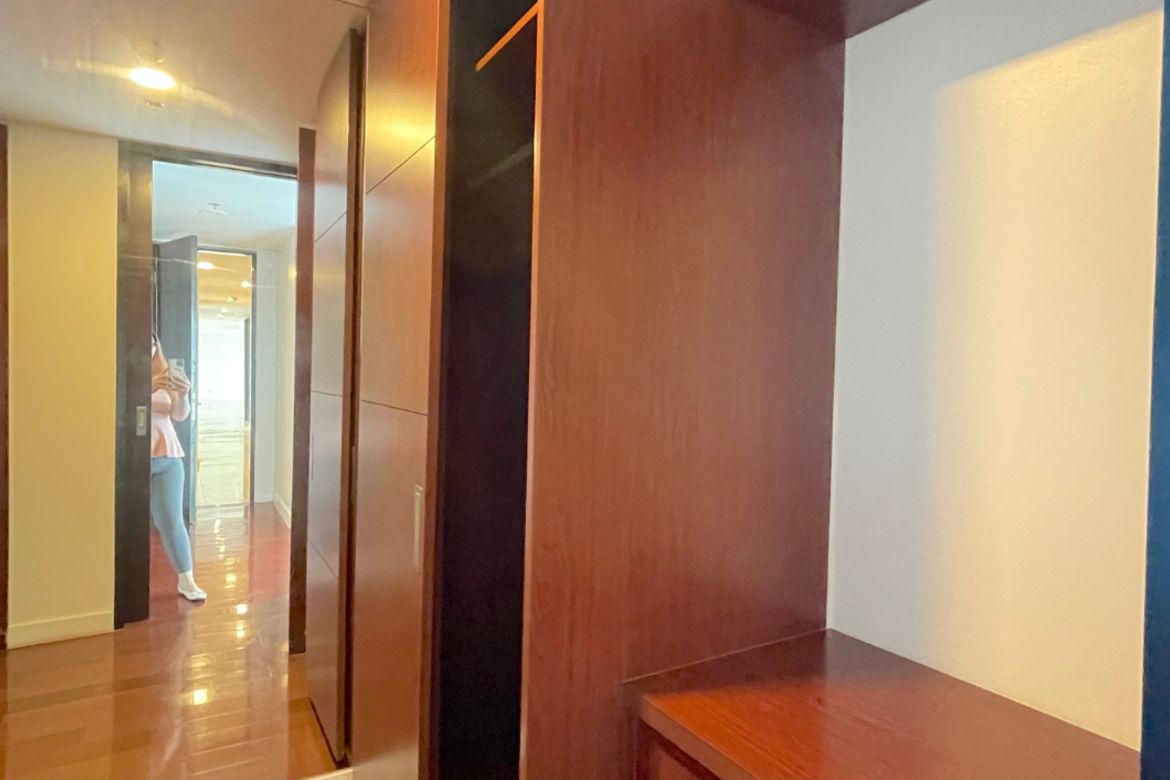 3 Bedroom Condo for Sale in Grand Hyatt Manila Residences, BGC, Taguig – photo 2