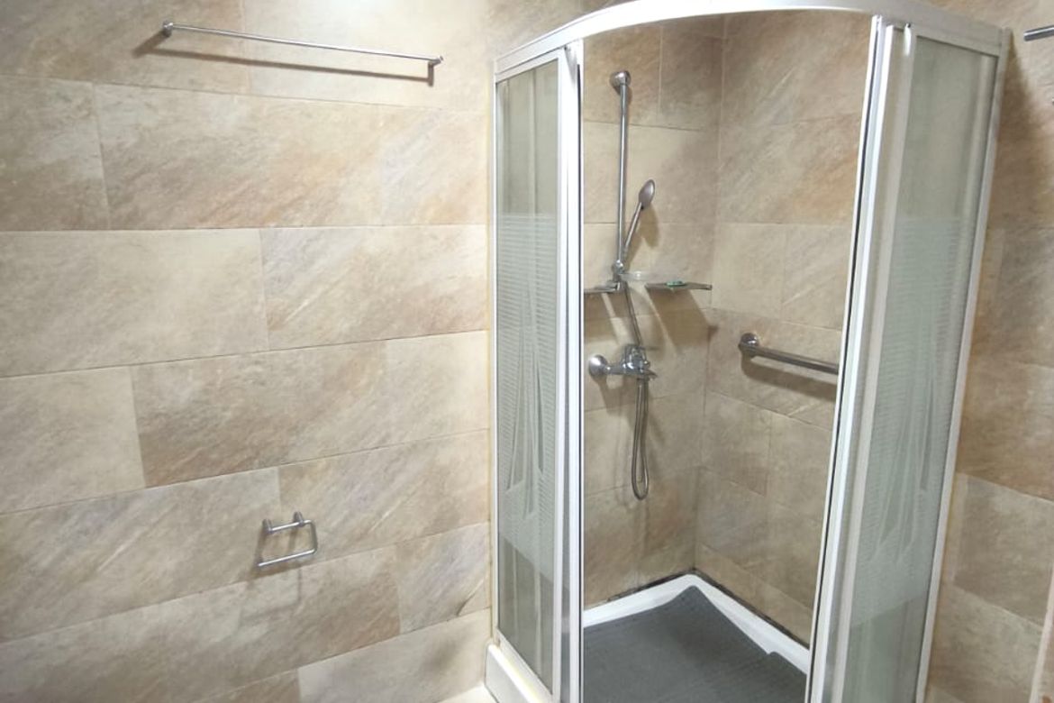 3 Bedroom Condo for Sale in Kensington Place, BGC, Taguig near MRT-3 Buendia – photo 11