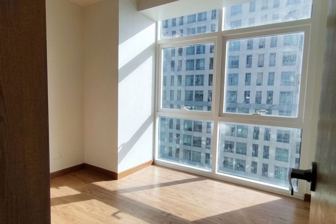 3 Bedroom Condo for Sale in Madison Park West, BGC, Taguig – photo 5