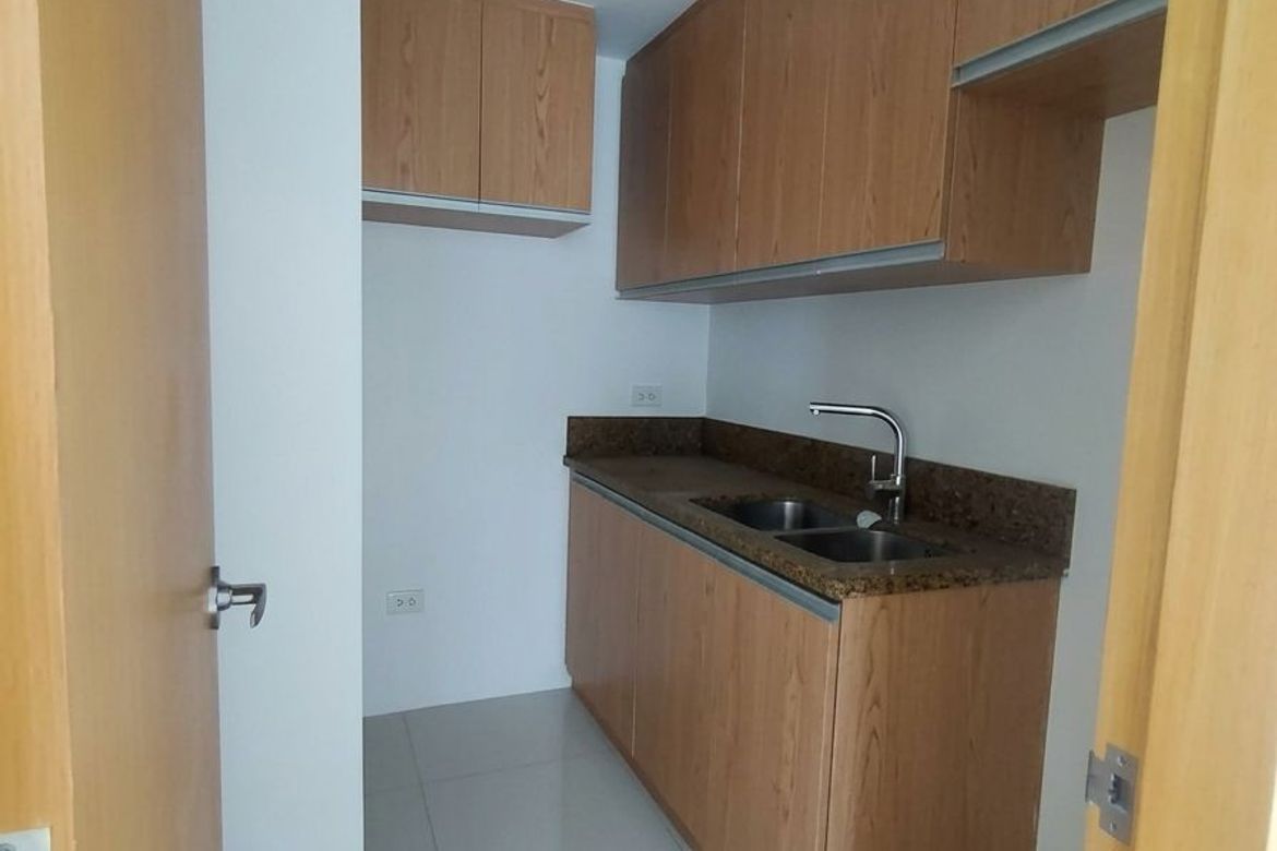 3 Bedroom Condo for Sale in Madison Park West, BGC, Taguig – photo 14