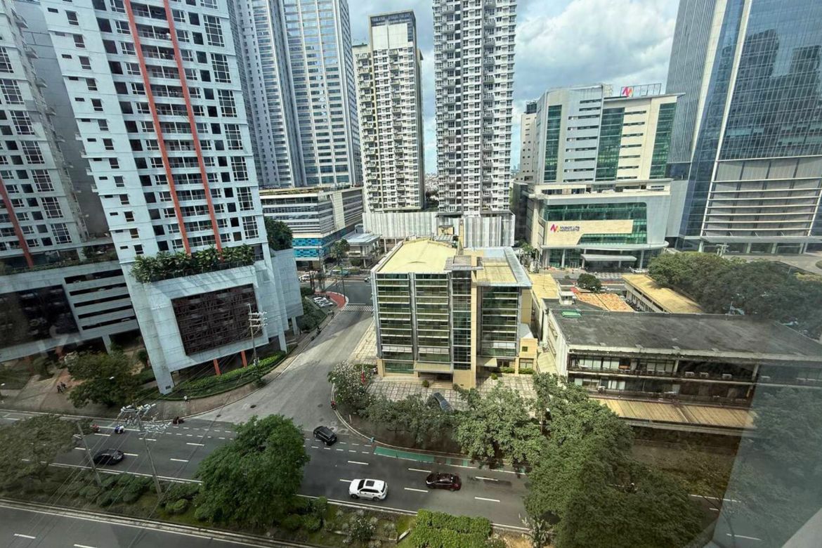 3 Bedroom Condo for Sale in One Central, Bel-Air, Makati City – photo 16